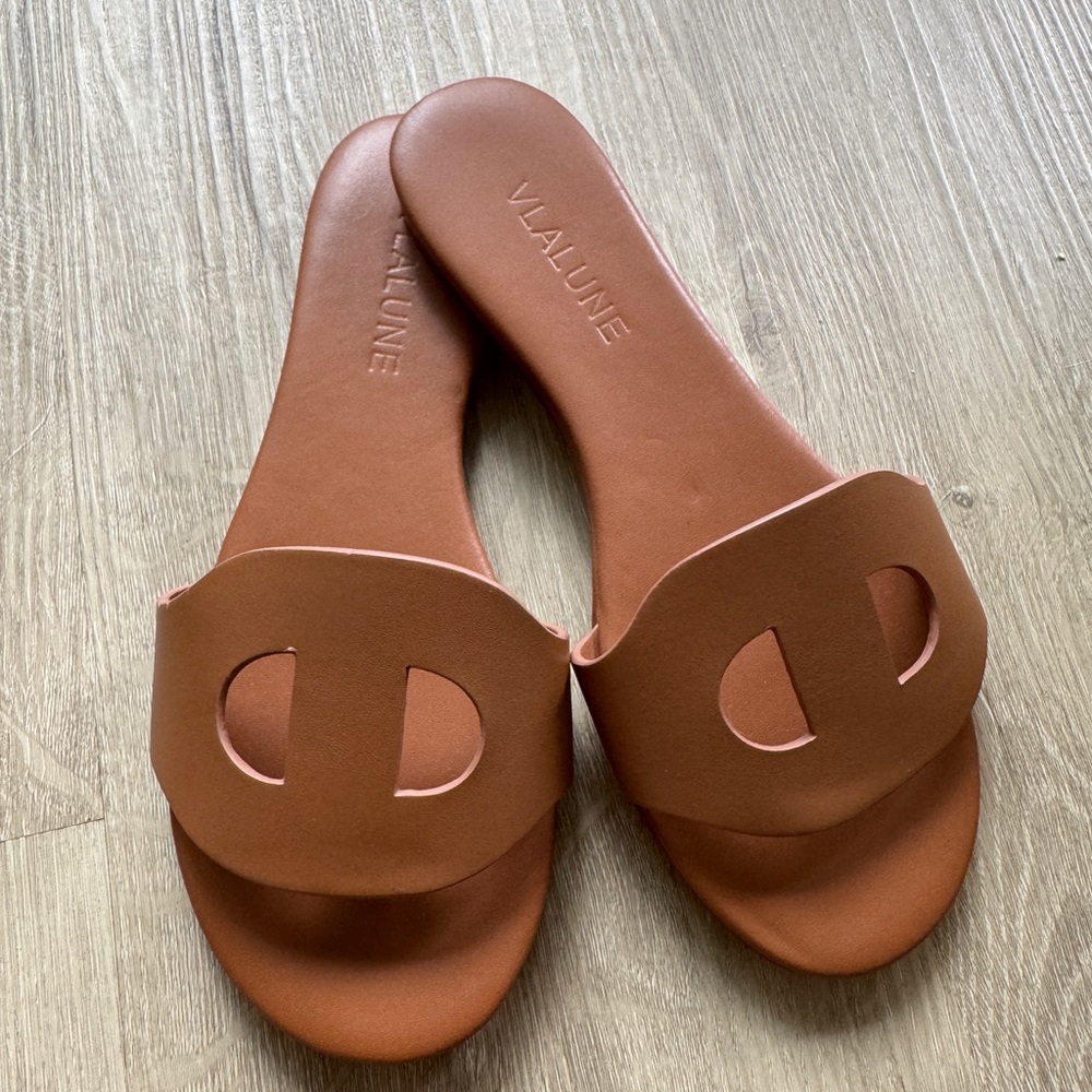 Women's Brown Slide Sandals